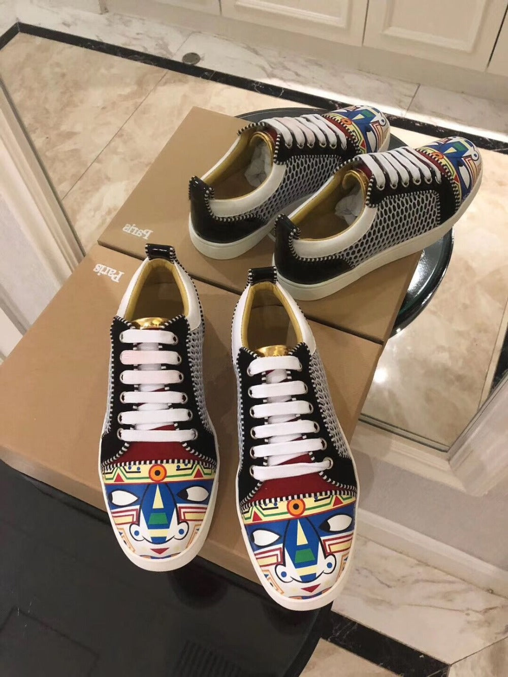 Sneakers