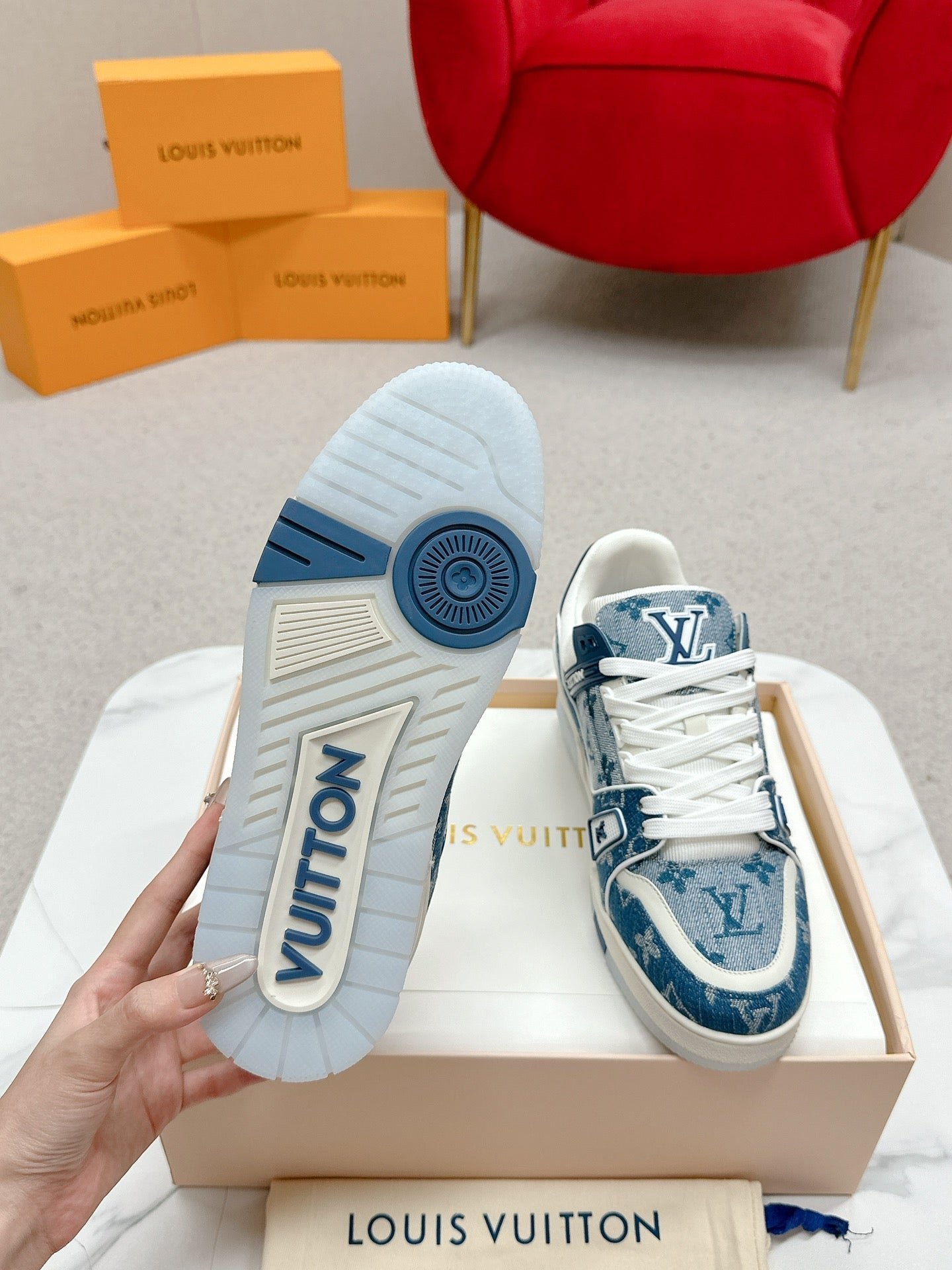Sneakers